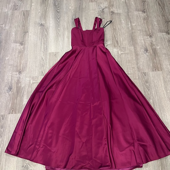 Xscape Plum Gown - Picture 3 of 7